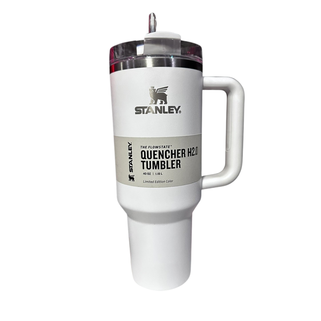 Stanley White Tumbler – Elegant Insulated Mug for Hot & Cold Drinks