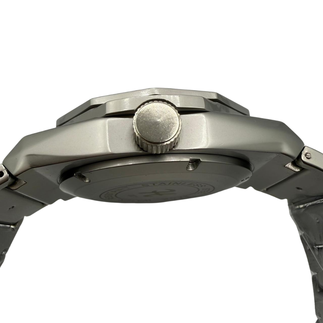 Hublot Silver Stainless Steel Men’s Watch – Luxury Analog Timepiece