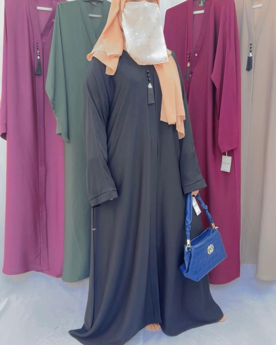 Nida Abaya Open Gown – Grace in Every Fold